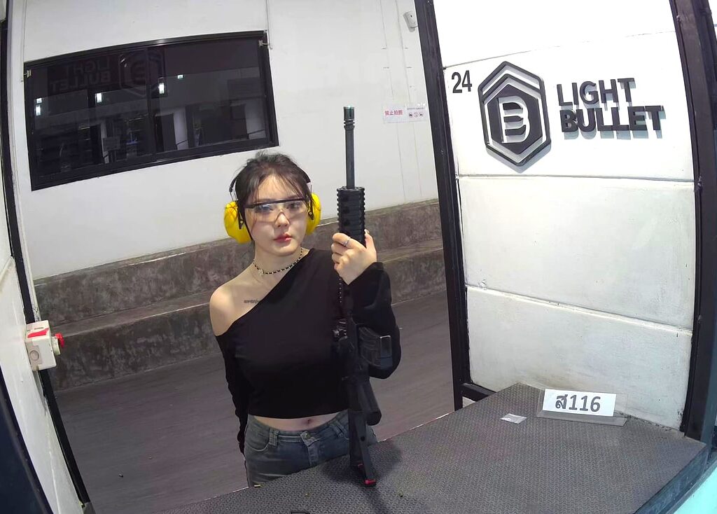 01芭達雅實彈射擊體驗