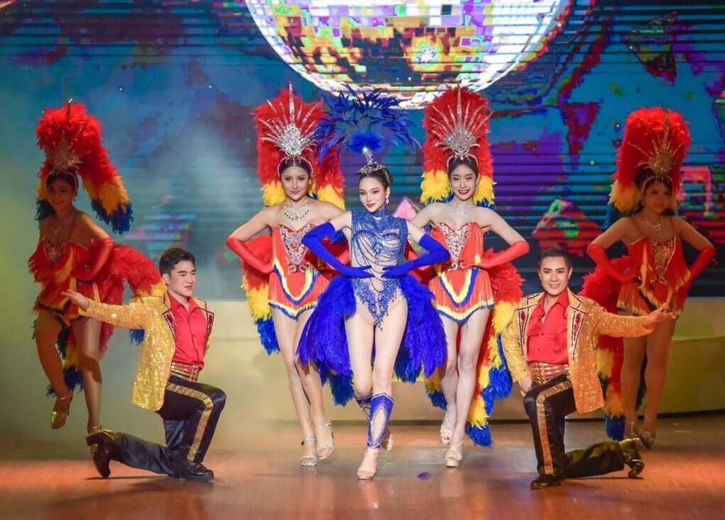 02曼谷金東尼人妖秀