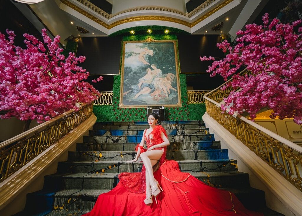 06曼谷金東尼人妖秀