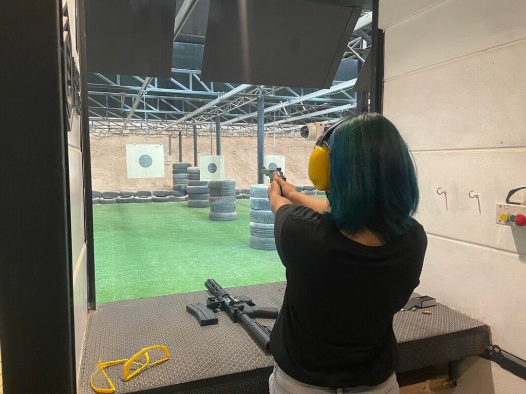 06芭達雅實彈射擊體驗