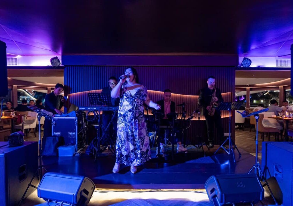 09富裕豪華遊輪晚餐The Opulence Cruise